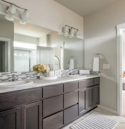 2 Full bathroom