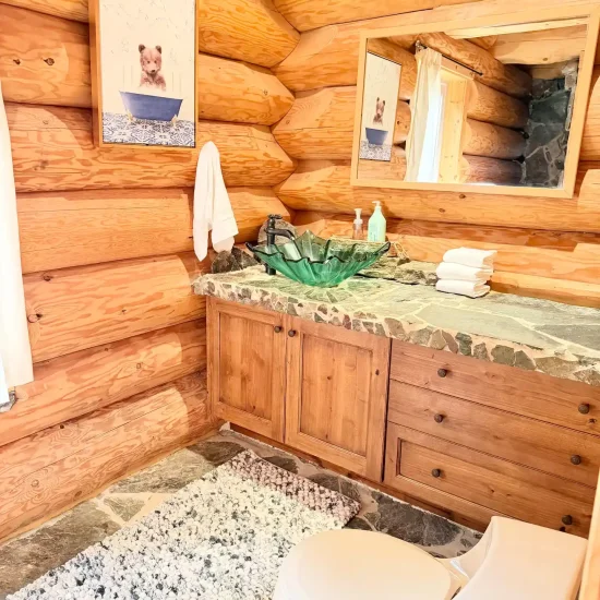 Full Bathroom