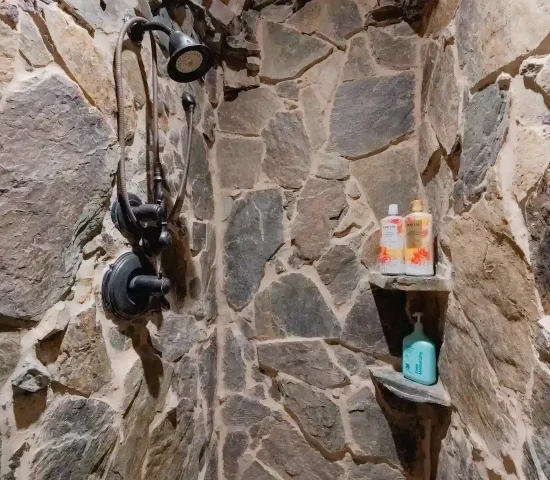 Full bathroom2